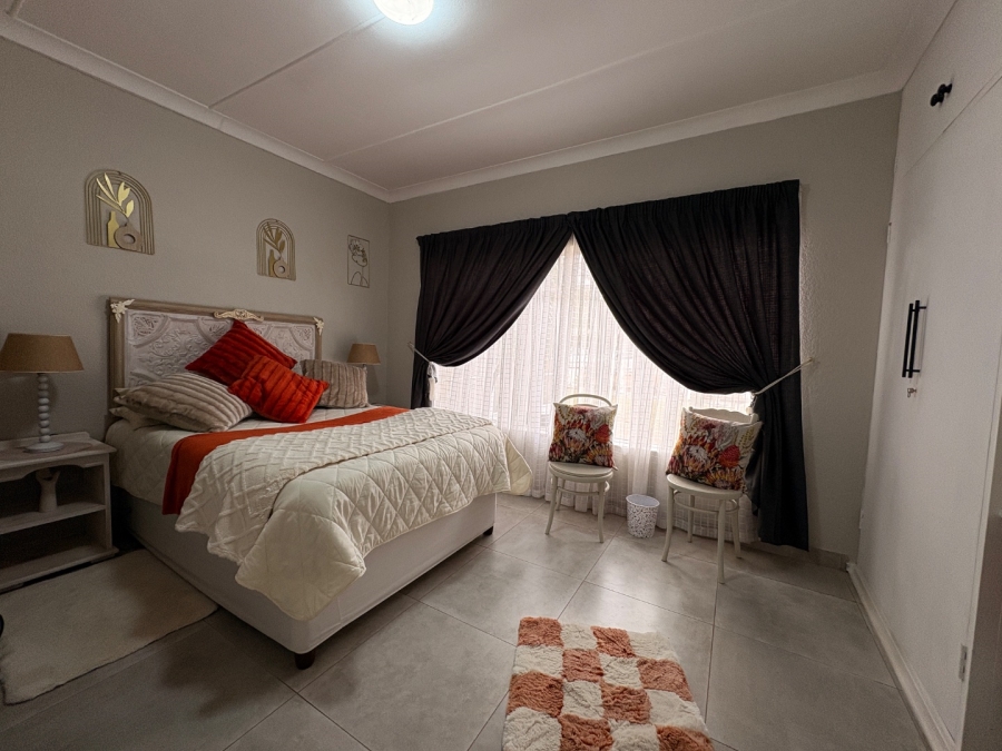 3 Bedroom Property for Sale in Flimieda North West